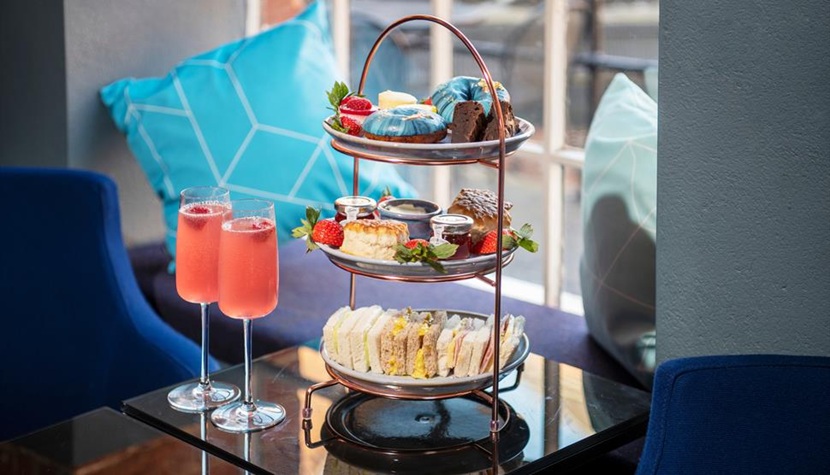 Bombay Sapphire afternoon tea